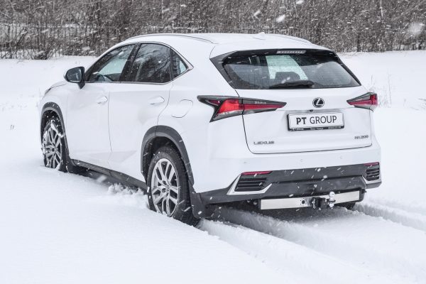 Фаркоп с накладкой из нерж. LEXUS NX с 2014 - съемный квадрат — изображение 5