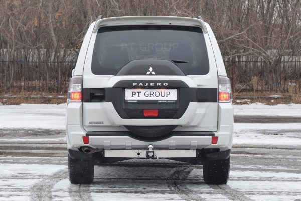 Фаркоп MITSUBISHI Pajero с 2015 - съемный квадрат — изображение 4
